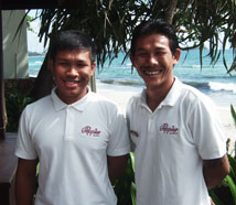 Khun Suthep and Khun Pong look after you on Chaweng beach